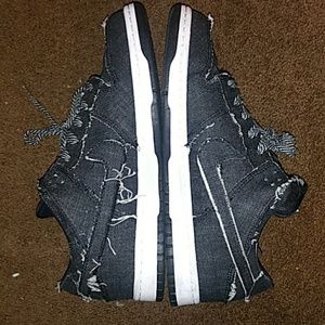 Custom denim Nike sb dunks